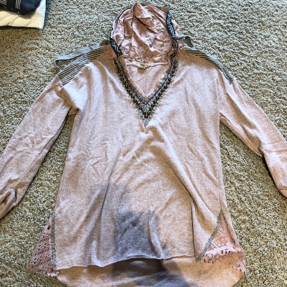 BKE hooded top